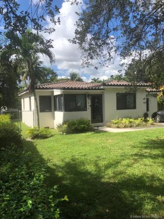 Country Club Estates, 456 De Soto Dr, Miami Springs, Florida 33166, image 2