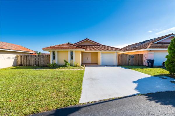 Angelica Gardens At Lakes Of Avalon, 8449 NW 189th St Rd, Hialeah, Florida 33015, image 2