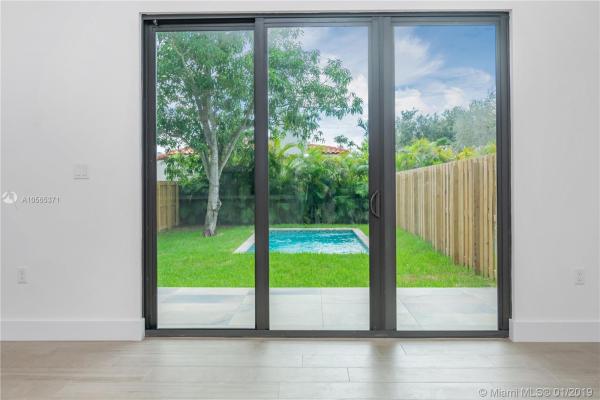The Pines, 3034 SW 26th St #3034, Miami, Florida 33133, image 2