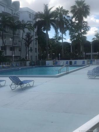 Montecarlo, 488 NW 165th St Rd #B216, Golden Glades, Florida 33169, image 2
