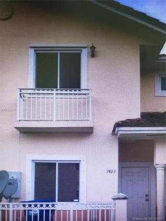 Tuscan Lake Villas, 7423 NW 182nd St #7423, Country Club, Florida 33015, image 2