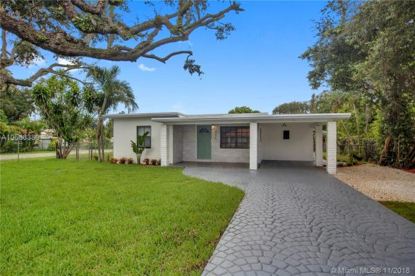 Fulford Highlands, 390 NE 163rd St, Golden Glades, Florida 33162, image 2