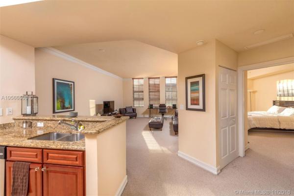Alaqua, 3001 NE 185th St #522, Aventura, Florida 33180, image 2
