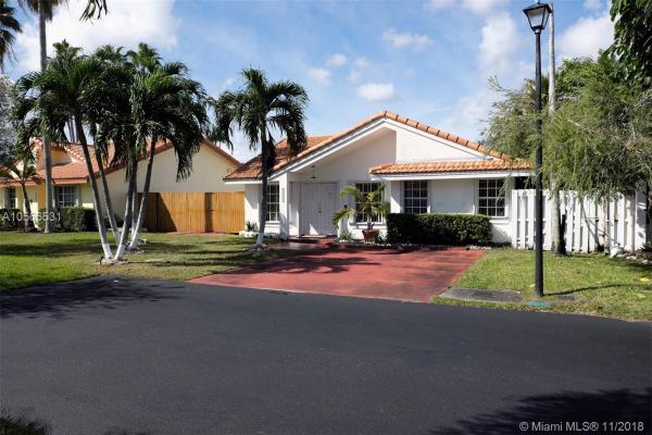 Angelica Gardens At Lakes Of Avalon, 8223 NW 188 Ter #, Hialeah, Florida 33015, image 2