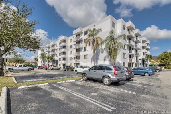 Azul At Fontainebleau, 8261 NW 8th St #435, Fountainebleau, Florida 33126, image 2