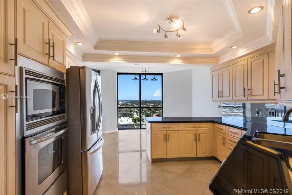 2000 Island Boulevard, 2000 Island Blvd #1509, Aventura, Florida 33160, image 2