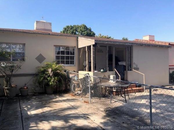 Harwood, 612 NW 23rd Ct, Miami, Florida 33125, image 2