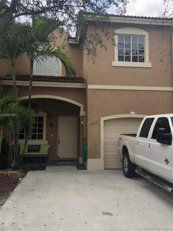 Emerald Lakes, 902 SW 148th Pl #902, Leisure City, Florida 33194, image 2