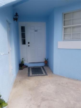 Centergate, 2049 SE 26th Ln #106, Homestead, Florida 33035, image 2