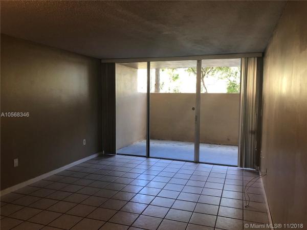 Gardens Of Kendall South, Kendall, Florida 33176, image 2