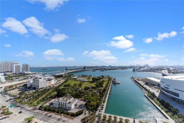 MarinaBlue, 888 Biscayne Blvd #2312, Miami, Florida 33132, image 2