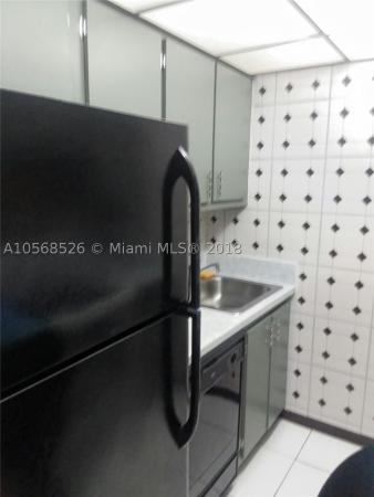 Hampton Court, 5991 Washington St #225, Hollywood, Florida 33023, image 2