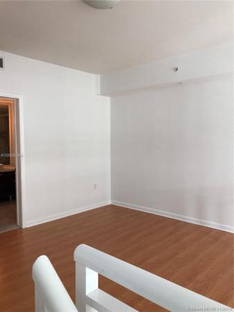 Vizcayne South, 253 NE 2nd St #424, Miami, Florida 33132, image 2