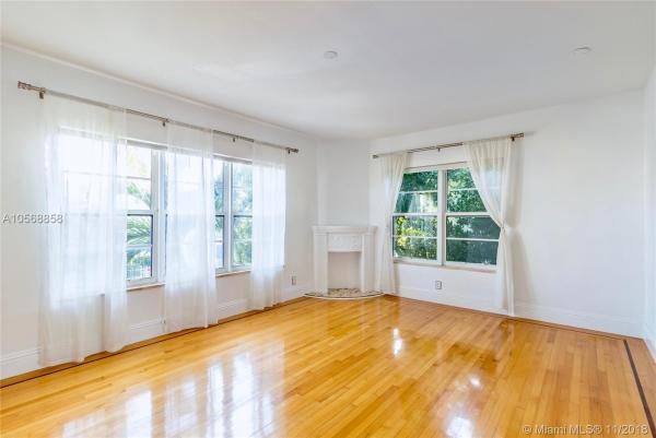 Villa Lucca South, 935 10th St #4, Miami Beach, Florida 33139, image 2