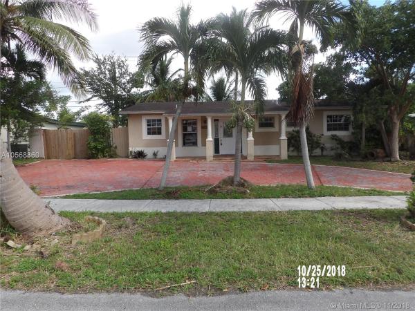 17441 NW 82nd Ct, Fountainebleau, Florida 33015, image 2