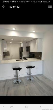 Lincoln Bay Towers, 1450 Lincoln Rd #403, Miami Beach, Florida 33139, image 2