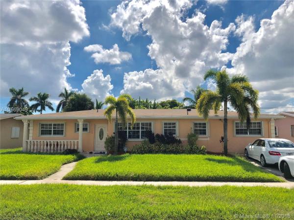 Scott Lake Manor, 1460 NW 175th Ter, Miami Gardens, Florida 33169, image 2