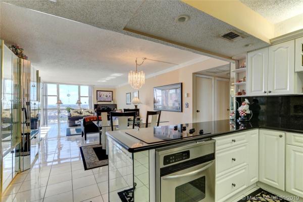 Coronado Tower 2, 20301 W Country Club Dr #2529, Aventura, Florida 33180, image 2