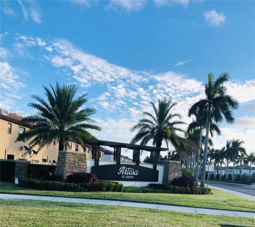 Artesa At Coco Palm Estates, 11502 SW 254th St, Princeton, Florida 33032, image 2