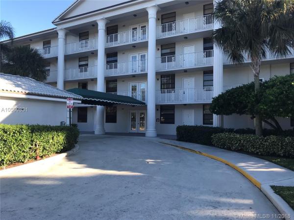 Whitehall, 3826 Whitehall Dr #204, West Palm Beach, Florida 33401, image 2