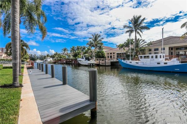 Hollywood Golf Estates, 910 Washington St, Hollywood, Florida 33019, image 2