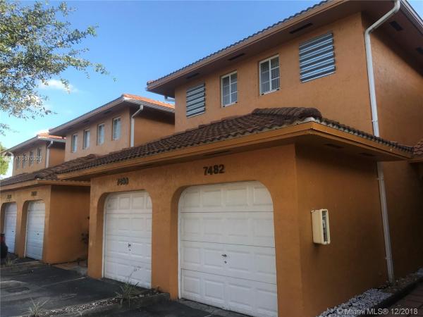 Lilandia Estates, 7482 NW 175th St #7482, Country Club, Florida 33015, image 2