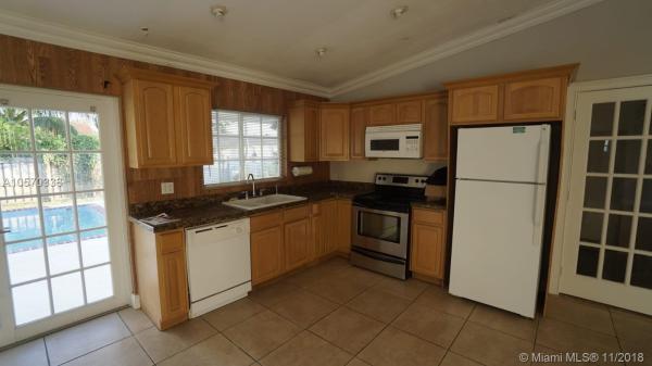 Meadow Wood Manor, 13031 SW 259th St, Princeton, Florida 33032, image 2