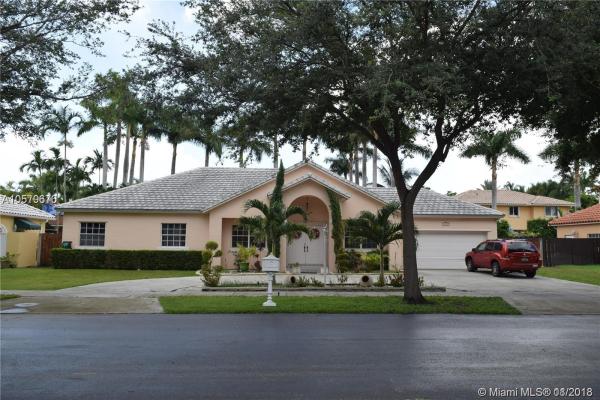 Royal Palm North, 8235 NW 156th Ter, Miami Lakes, Florida 33016, image 2