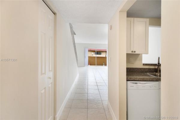 Puerta Del Sol, 9962 SW 88th St #724-7, Kendall, Florida 33176, image 2