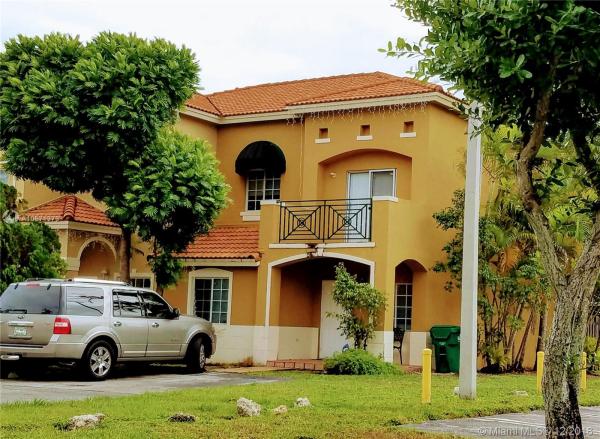 Vista Alegre Townhomes, 13446 SW 153rd Ter #2101, Richmond West, Florida 33177, image 2