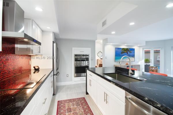 West Lakes Gardens, 15249 NW 88th Pl, Miami Lakes, Florida 33018, image 3