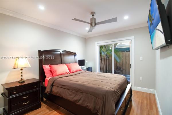 West Lakes Gardens, 15249 NW 88th Pl, Miami Lakes, Florida 33018, image 2