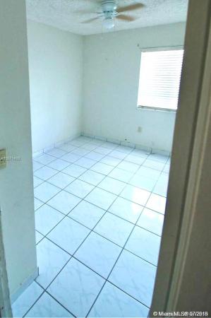 Oak Park, 12410 SW 204th St, South Miami Heights, Florida 33177, image 2