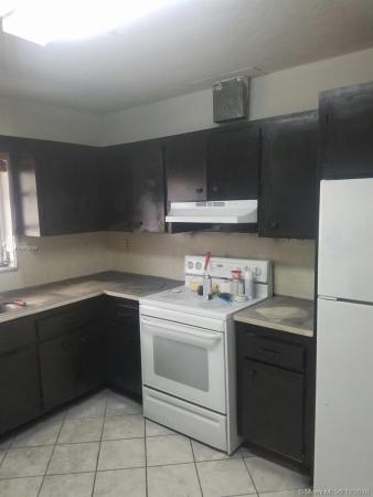 Lakeview Of The California Club, 20850 San Simeon Way #103-5, Ives Estates, Florida 33179, image 2