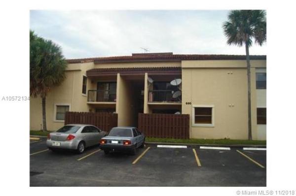 West Gardens Village, 690 W Park Dr #2-102, Fountainebleau, Florida 33172, image 2