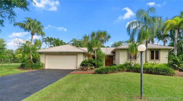 Glen Cove, 11445 SW 96th Ter, Kendall, Florida 33176, image 2