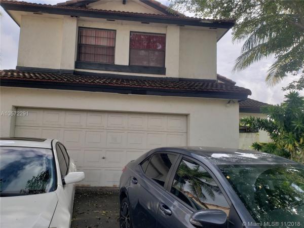 6235 NW 176th Ter, Country Club, Florida 33015, image 2