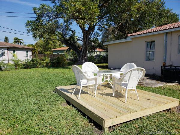 Davis To Biscayne Park Village, 921 NE 107th St, Biscayne Park, Florida 33161, image 2