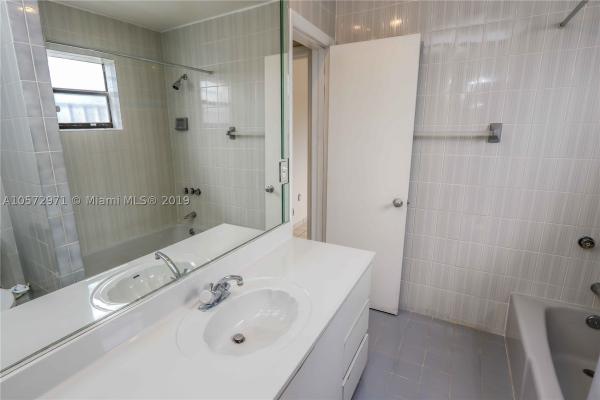 Coral Gardens, 9481 SW 25th Dr, Westchester, Florida 33165, image 2