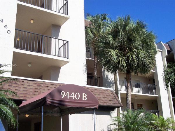 Poinciana Place Of Pine Island Ridge, 9440 Poinciana Pl #406, Davie, Florida 33324, image 2