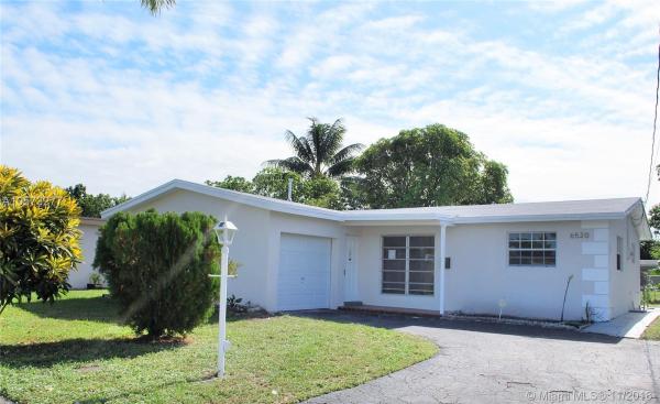 Sunrise Golf Village, 6520 NW 26th St, Sunrise, Florida 33313, image 2