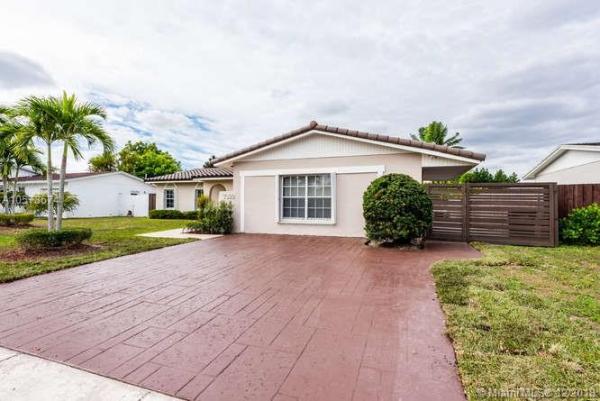 Winston Park, 7322 SW 134th Pl, Kendale Lakes, Florida 33183, image 2