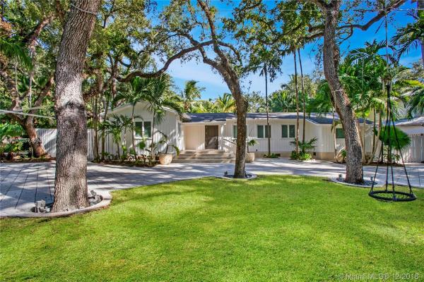 Biscayne Park Terrace, 2801 Seminole St, Miami, Florida 33133, image 2