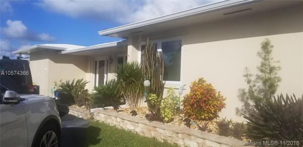 Mark Manor Pines, 19707 SW 87th Ct, Cutler Bay, Florida 33157, image 2