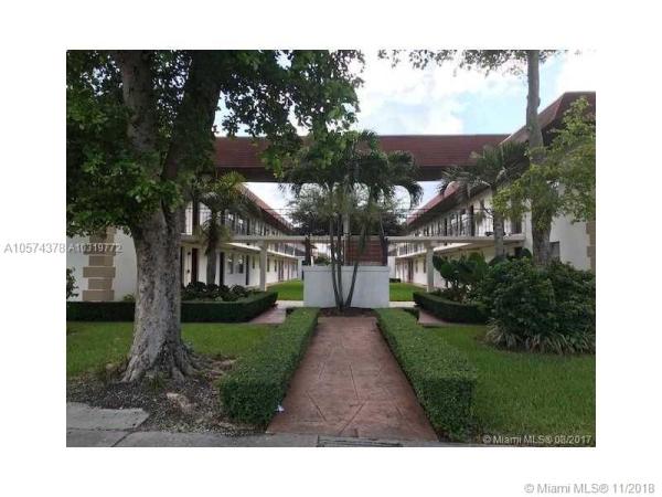 Springwood Townhomes, 3805 SW 103rd Ave #202, University Park, Florida 33165, image 2