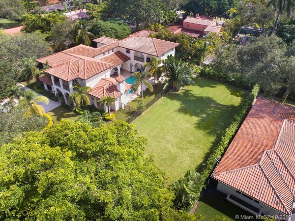 Biltmore, 1108 Valencia Ave, Coral Gables, Florida 33134, image 2