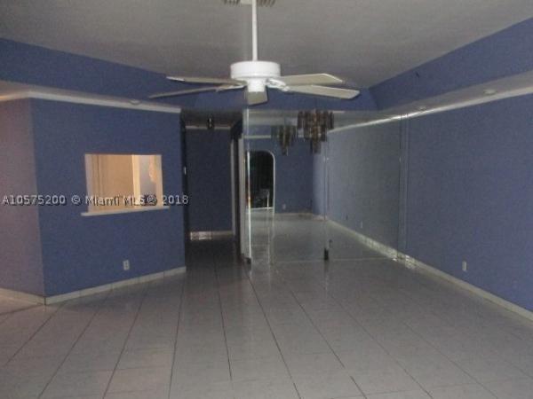 Lakeside Green, 4517 E Willow Pond Ct E, West Palm Beach, Florida 33417, image 2