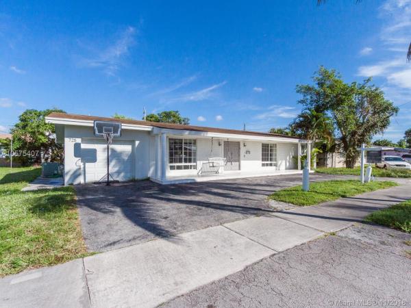 725 NE 173, Unincorporated Dade County, Florida 33162, image 2