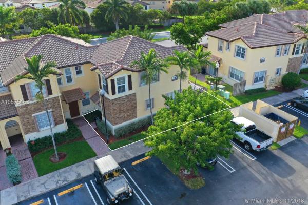 The Shores At Isles Of Bayshore, 9247 SW 227th St #11-2, Cutler Bay, Florida 33190, image 2