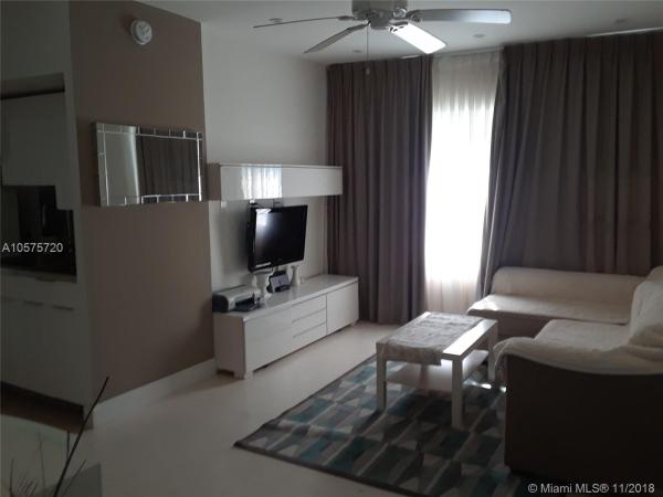 Sobe Phoenix, 1555 Pennsylvania Ave #205, Miami Beach, Florida 33139, image 2
